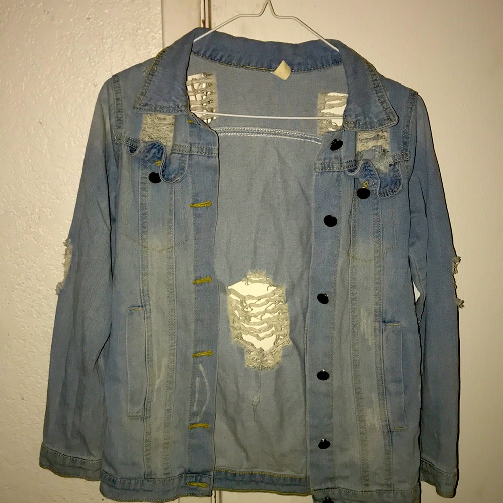 The tag says “jeans” it’s new I don’t think I ever wore it! No tags